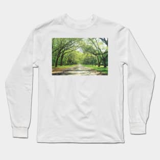 Live Oaks And Spanish Moss Wormsloe State Long Sleeve T-Shirt